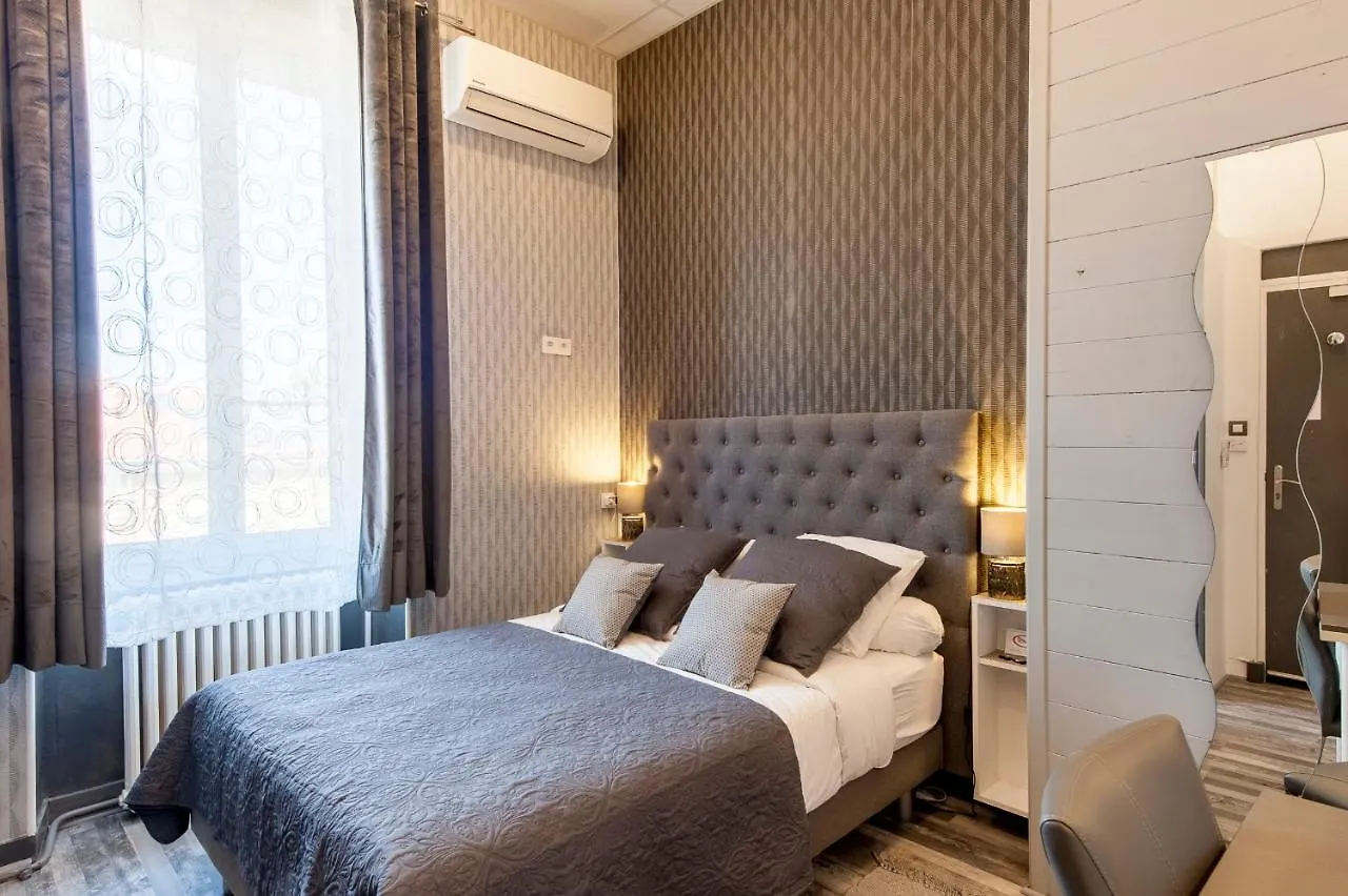 Hotel De Charme Le Provence Salon-de-Provence Frankrijk